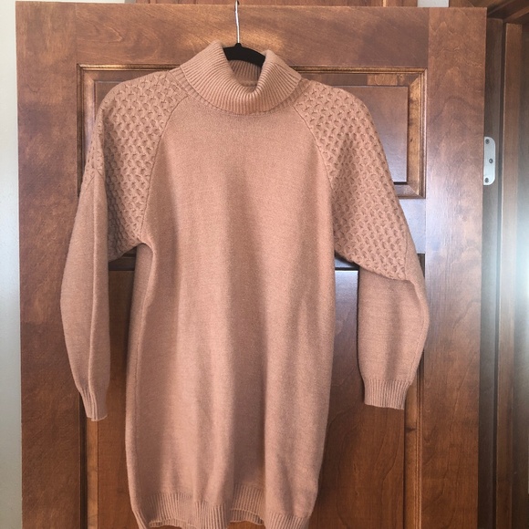 BB Dakota Long sweater - Picture 1 of 3